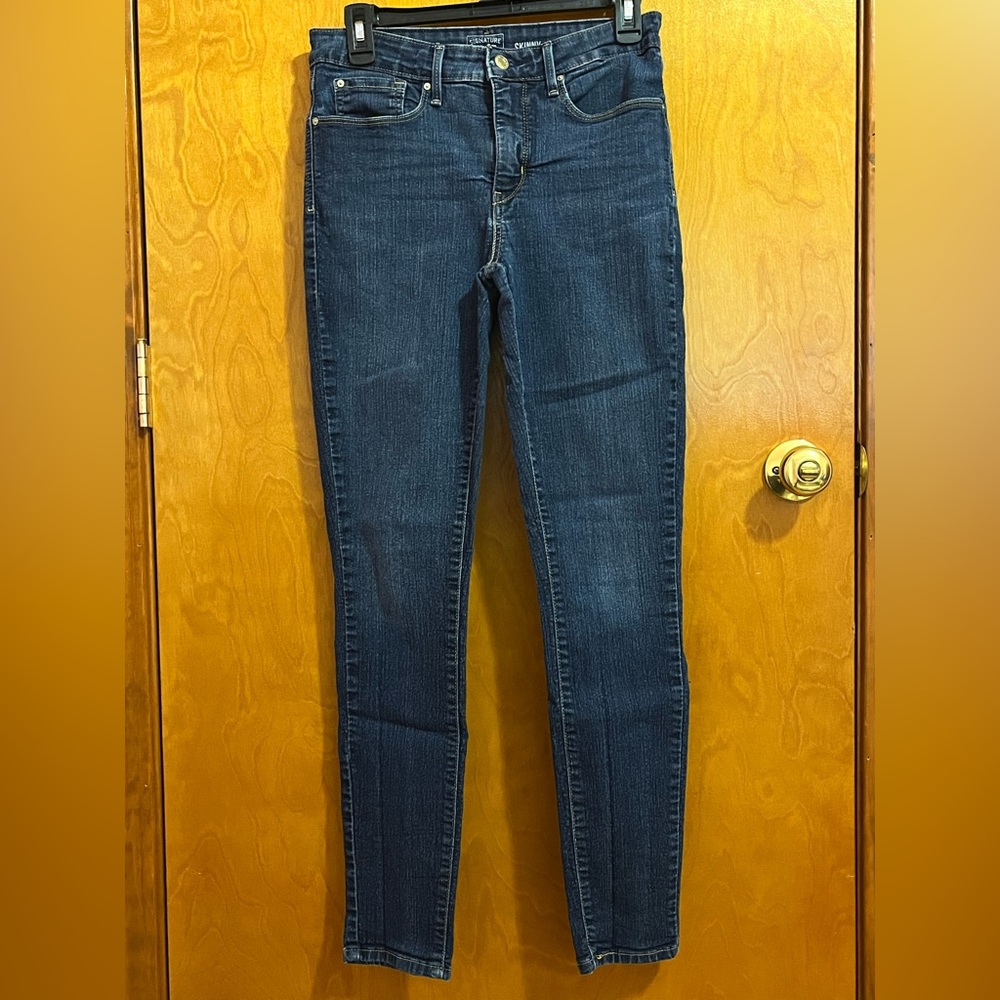 Signature Levi Strauss Bold Totally Shaping Skinny Jeans. Size 10L W30 L34 - Picture 1 of 13